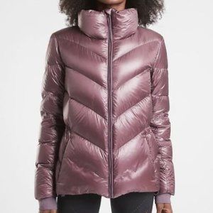 Brand NEW--Athleta packable lofty down jacket